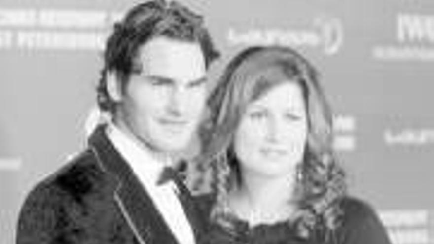 Federer llora en su boda con Mirka