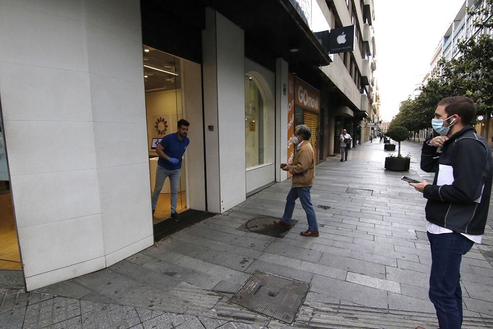 Córdoba en fase 1: desayunos en la calle y comercios a medio gas