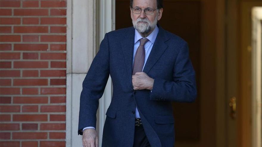 Rajoy se reúne con el primer ministro belga antes de que Puigdemont comparezca en Bruselas