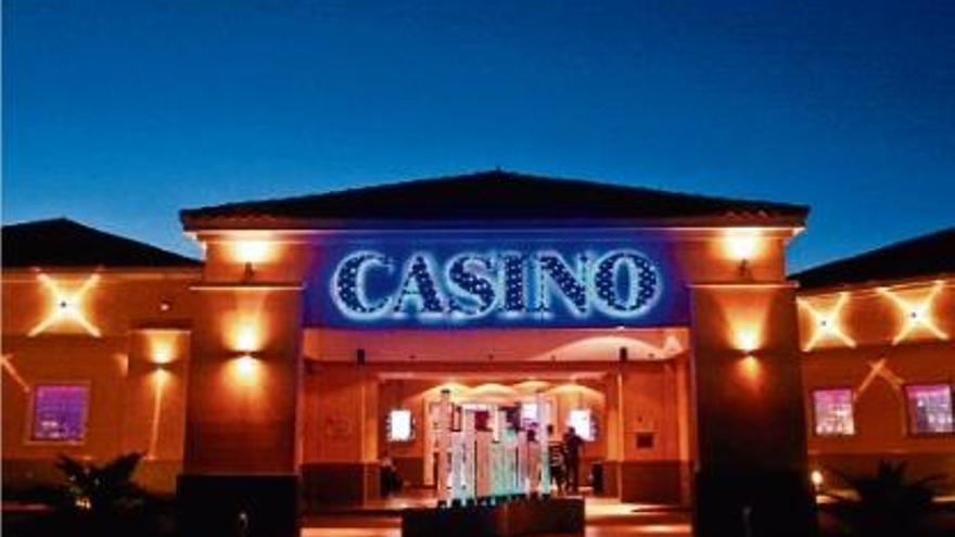 Entrada del Melincué Casino &amp; Resort que el Grup Peralada té a l&#039;Argentina.