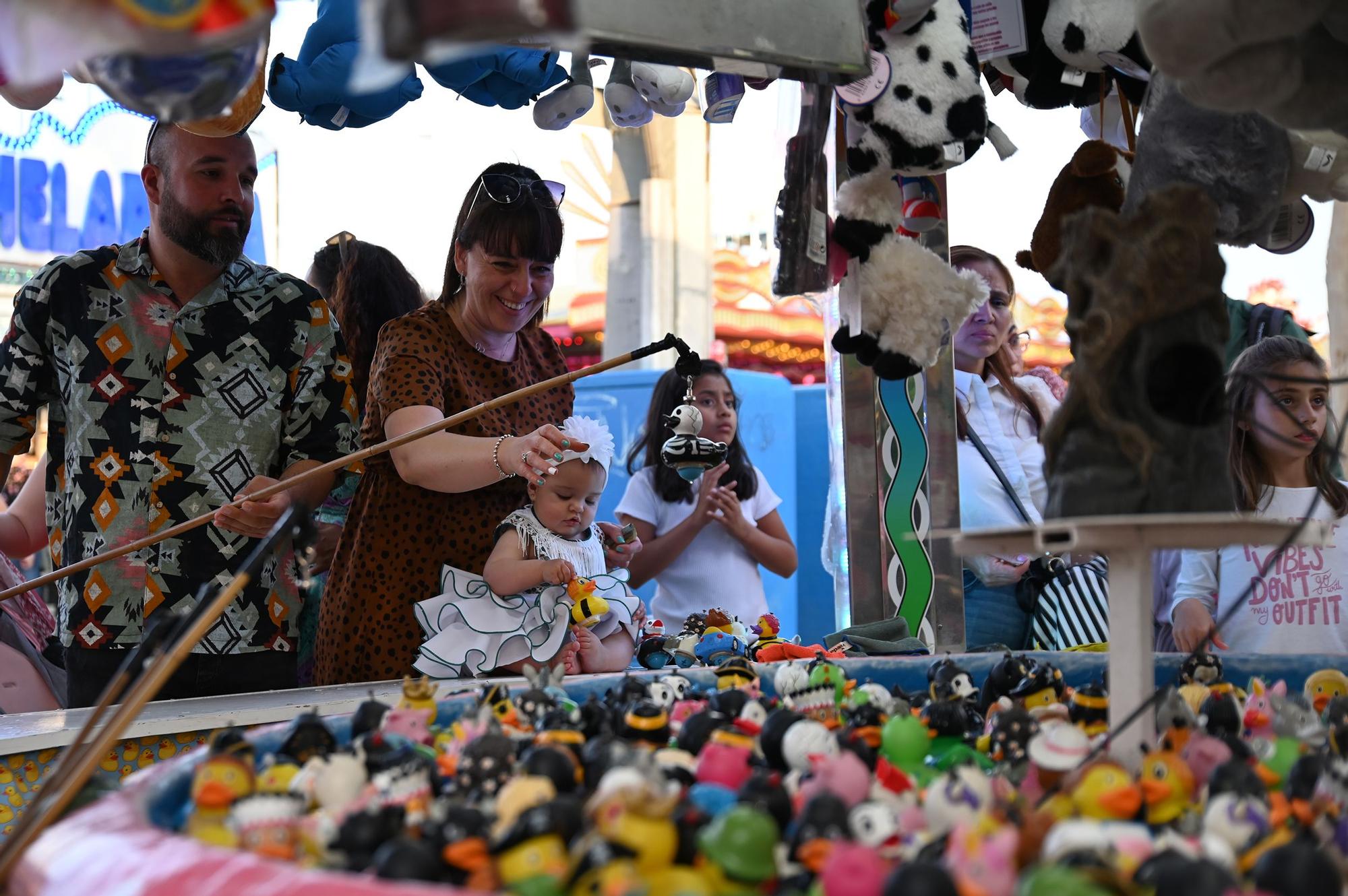 Tómbolas y juegos de habilidad en la Feria de Córdoba