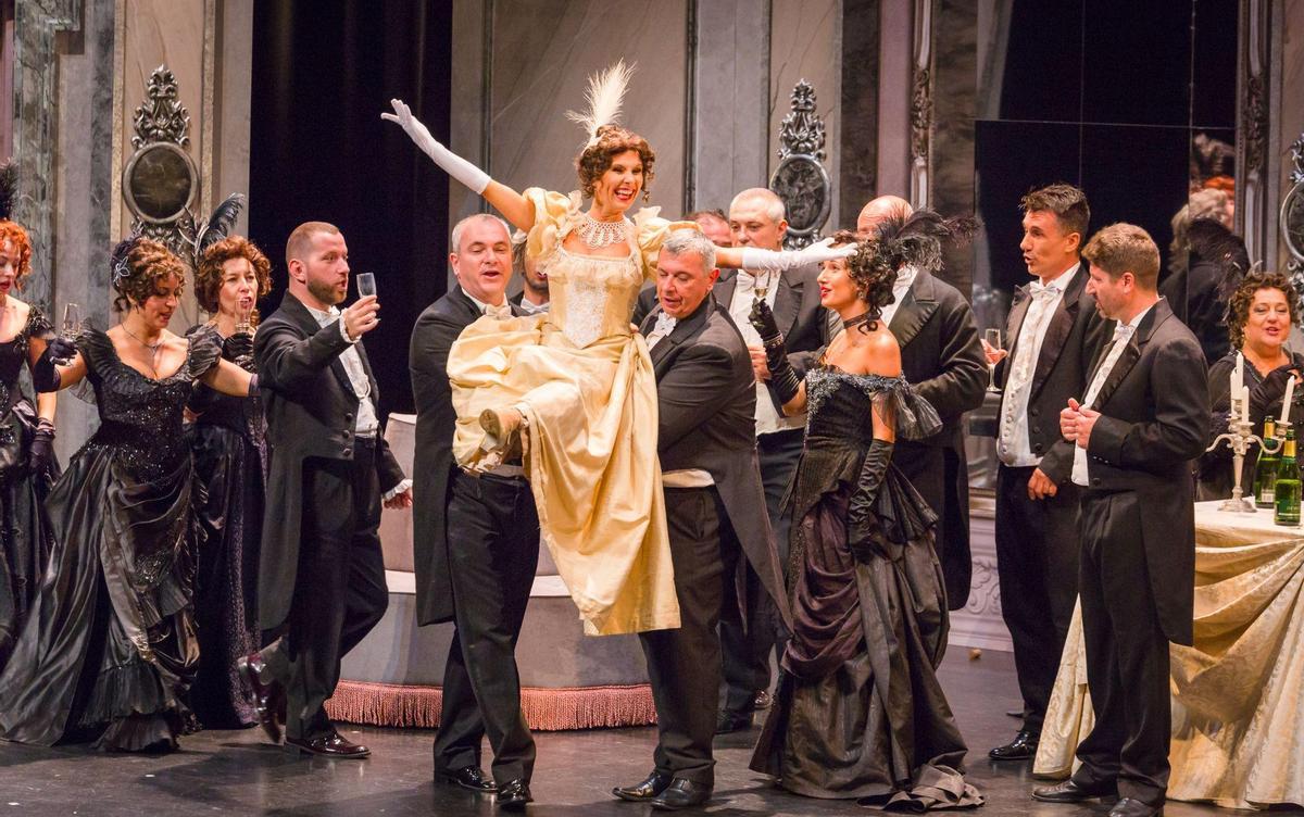 Ópera 2001 se encarga de la producción de la ópera clásica de Puccini que llega ahora a la Vall d'Uixó.