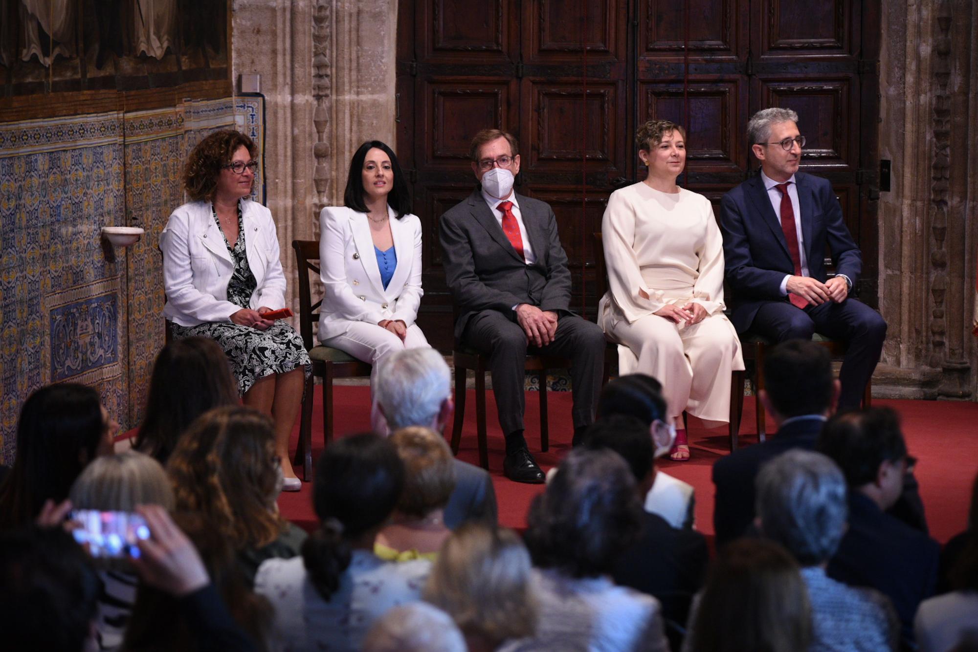 Toma de posesión de los nuevos consellers en el Palau