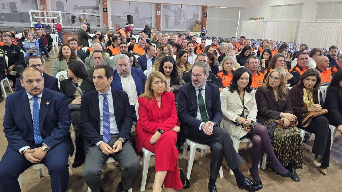 Adamuz homenajea a los héroes de la tragedia