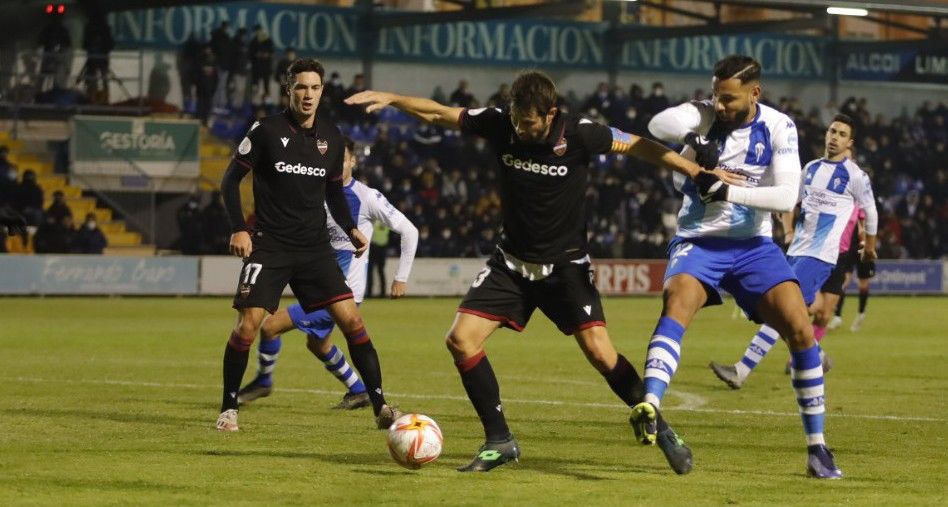 Alcoyano - Levante: La última gesta de José Juan en imágenes