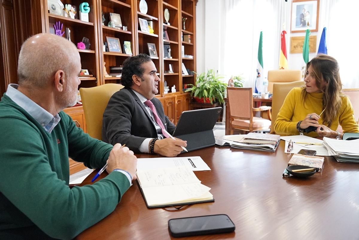El presidente de la Mancomunidad Occidental se ha reunido con la alcaldesa de Mijas, Ana Mata.