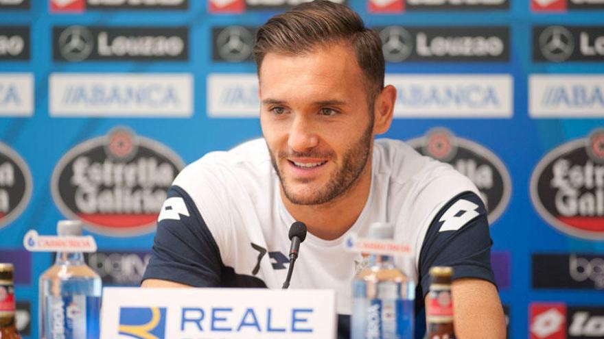 Lucas Pérez, contento por el inicio de Liga del equipo.