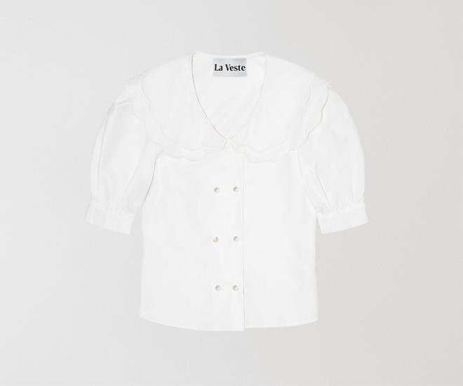 Camisa blanca estilo romántica de La Veste