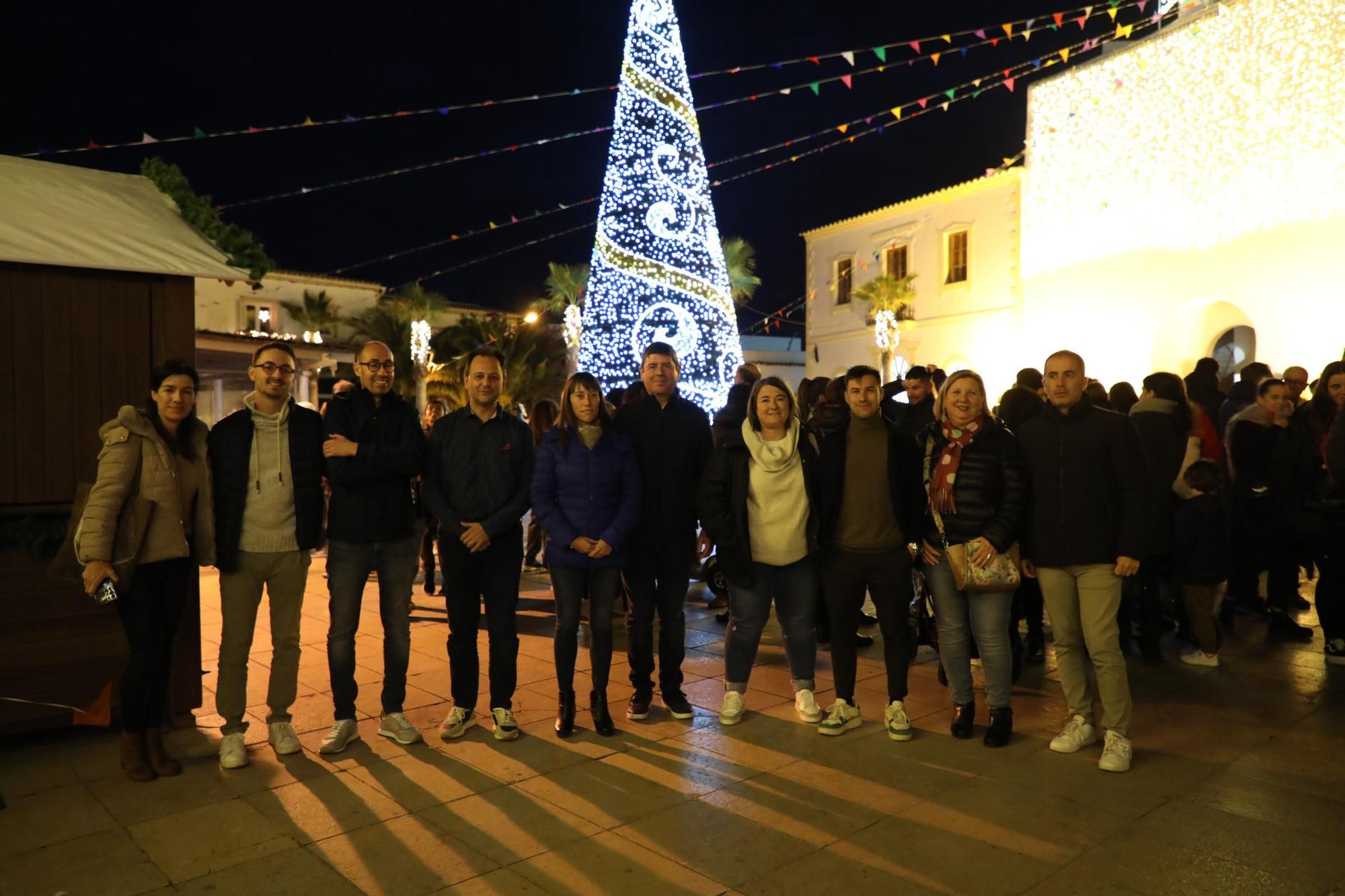 Descubre las fotos del inicio de las Fiestas de Navidad en Formentera