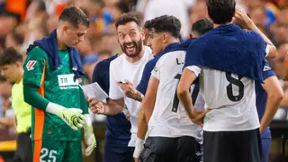 Corberán revoluciona su equipo