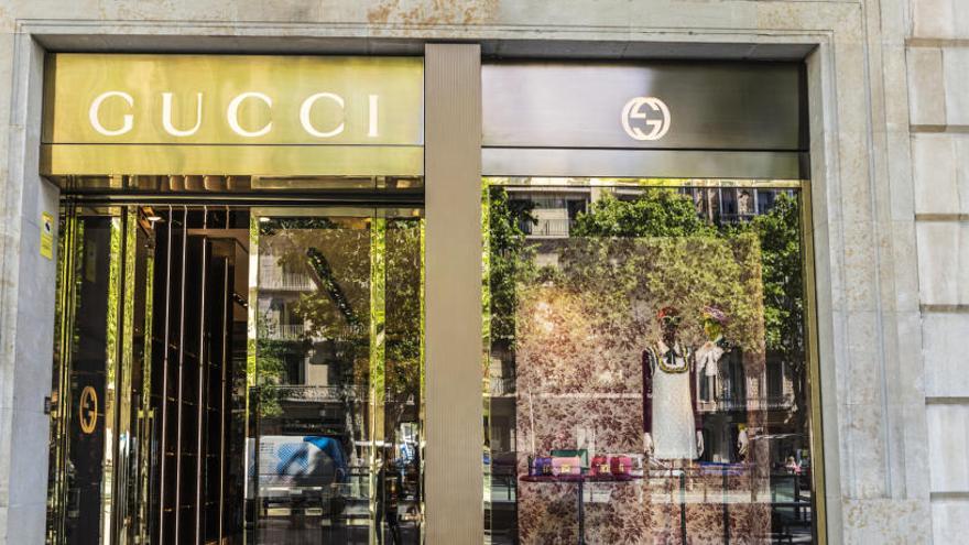 Asaltan la tienda Gucci de Barcelona con un alunizaje - Levante-EMV