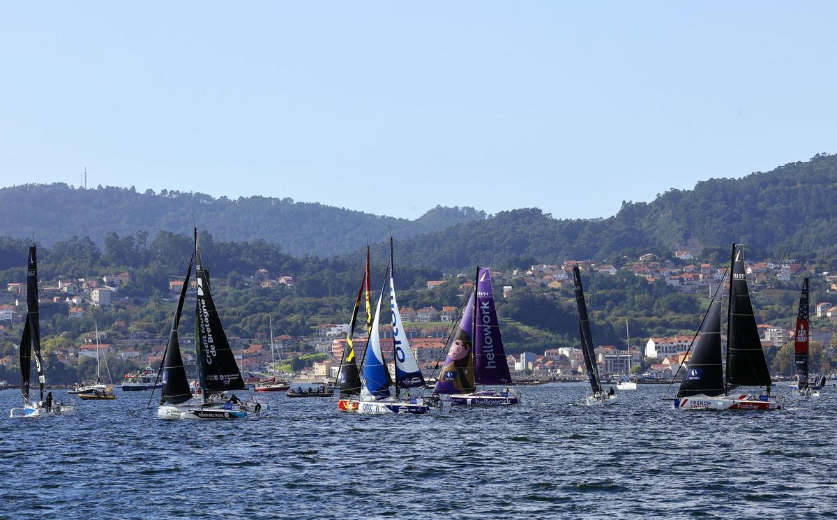 Vigo despide a La Solitaire du Figaro Paprec