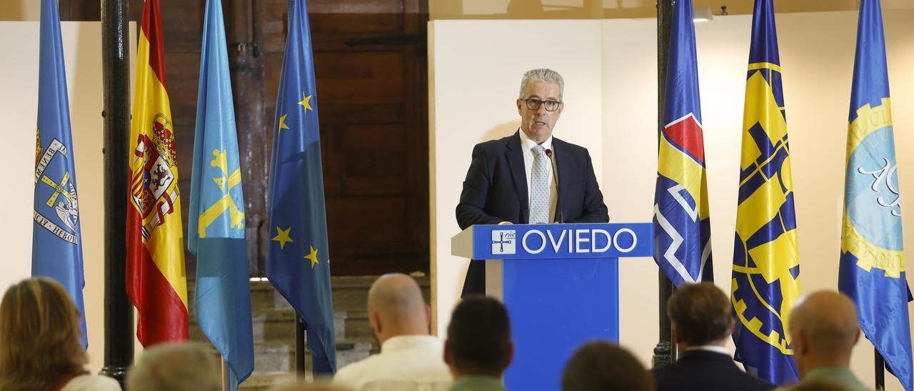 Ulpiano Nosti, director de carrera, durante la presentación