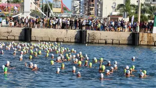 Ya son más de 300 los y las participantes en la Travessia al Port de Gandia y la Volta a l'Escullera