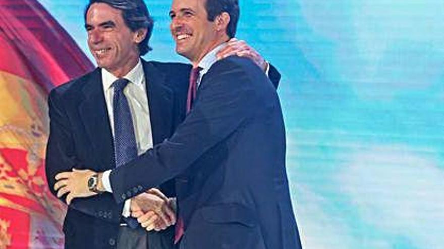 José María Aznar amb Pablo Casado a la convenció del PP