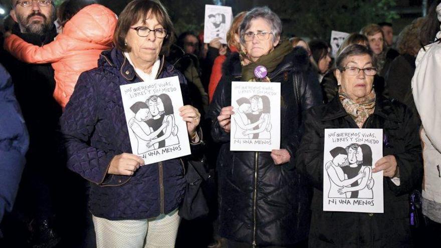 Dos colectivos recogen fondos para la repatriación