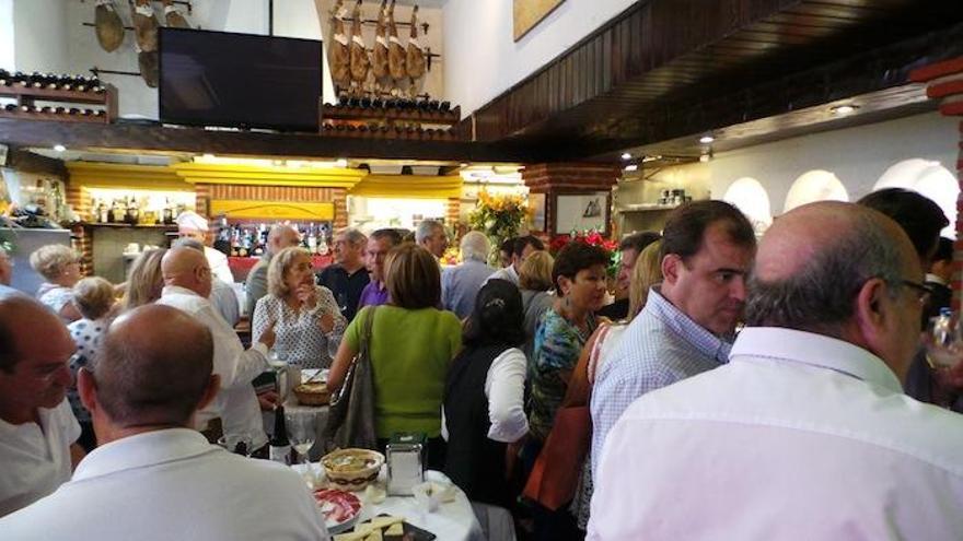 Aspecto del restaurante en la inauguración de las jornada de bacalao.