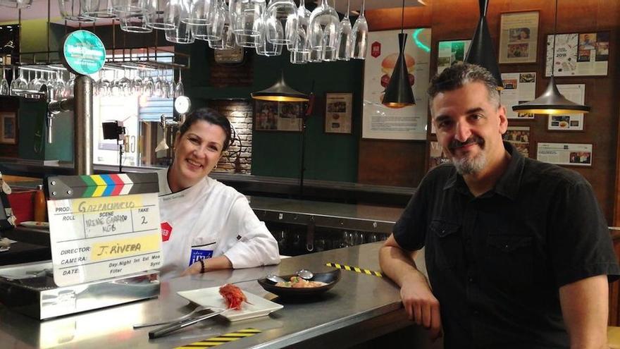 Irene Garrido, chef de KGB y Jorge Rivera, en la filmación del documental.