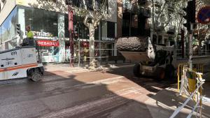 Obres de reasfaltat de La Rambla de Sabadell durant lestiu de 2024