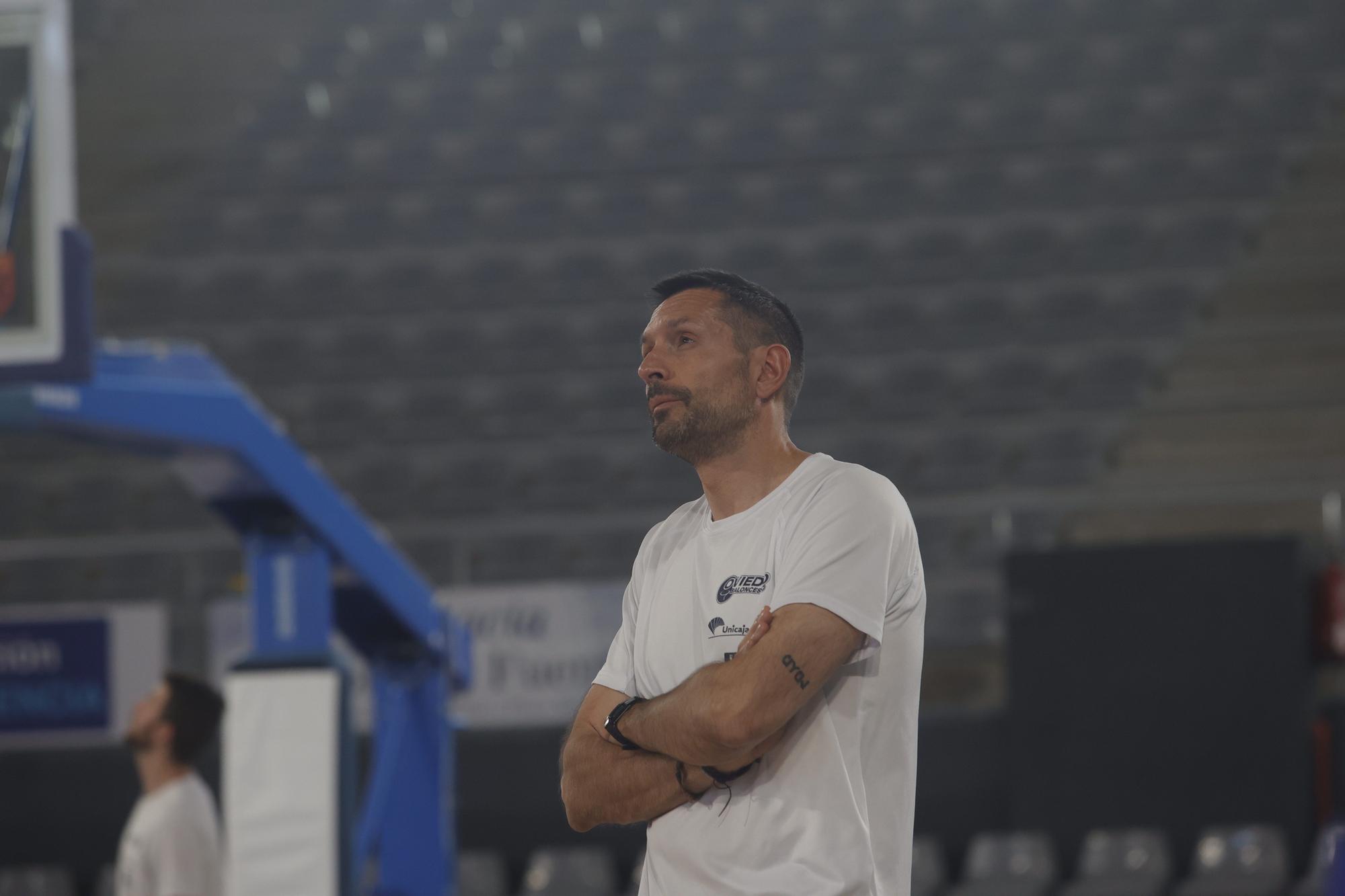 El Unicaja Banco Oviedo, listo para el segundo partido del play-off de ascenso a la ACB en Palencia