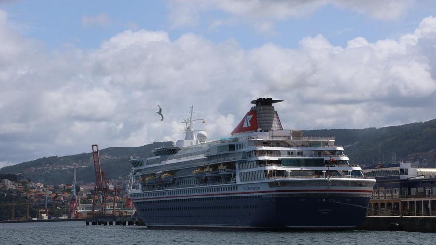 De Edimburgo a Vigo: el &#039;Balmoral&#039; atraca con 900 escoceses