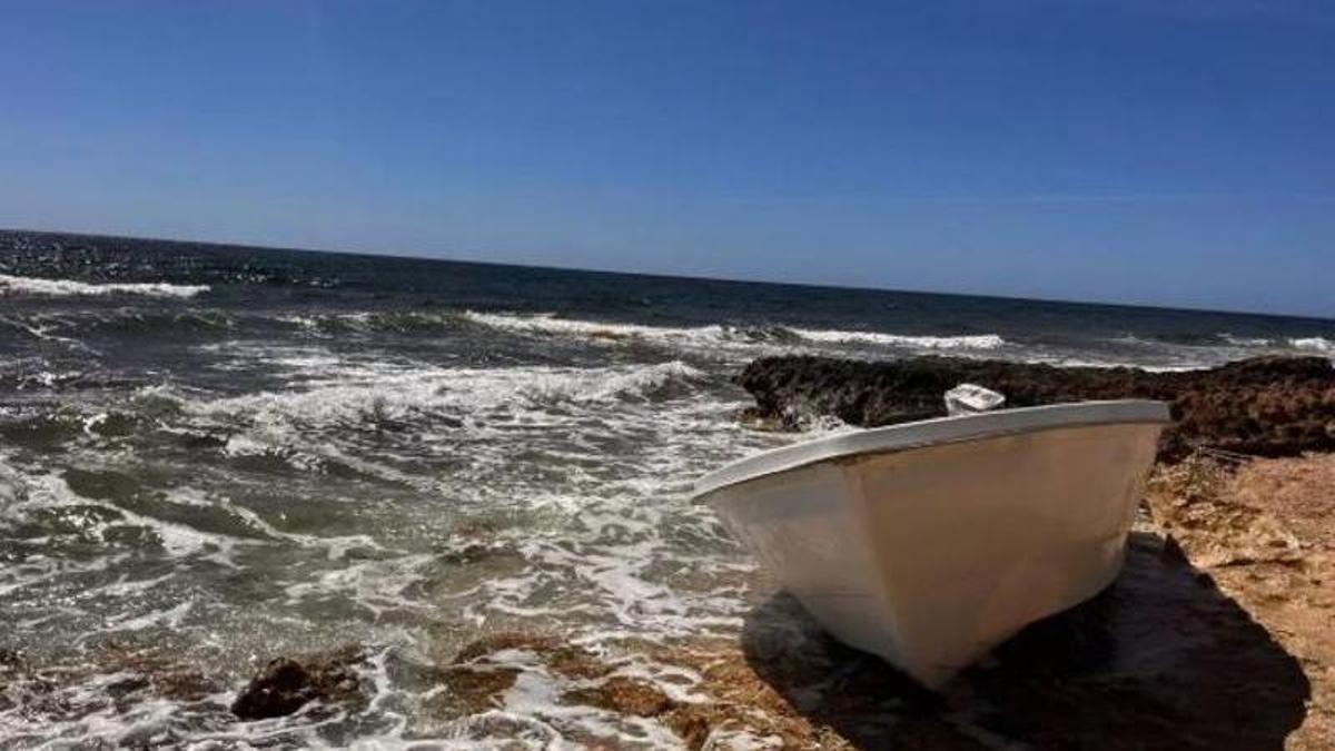 Una patera en Formentera en una imagen de archivo