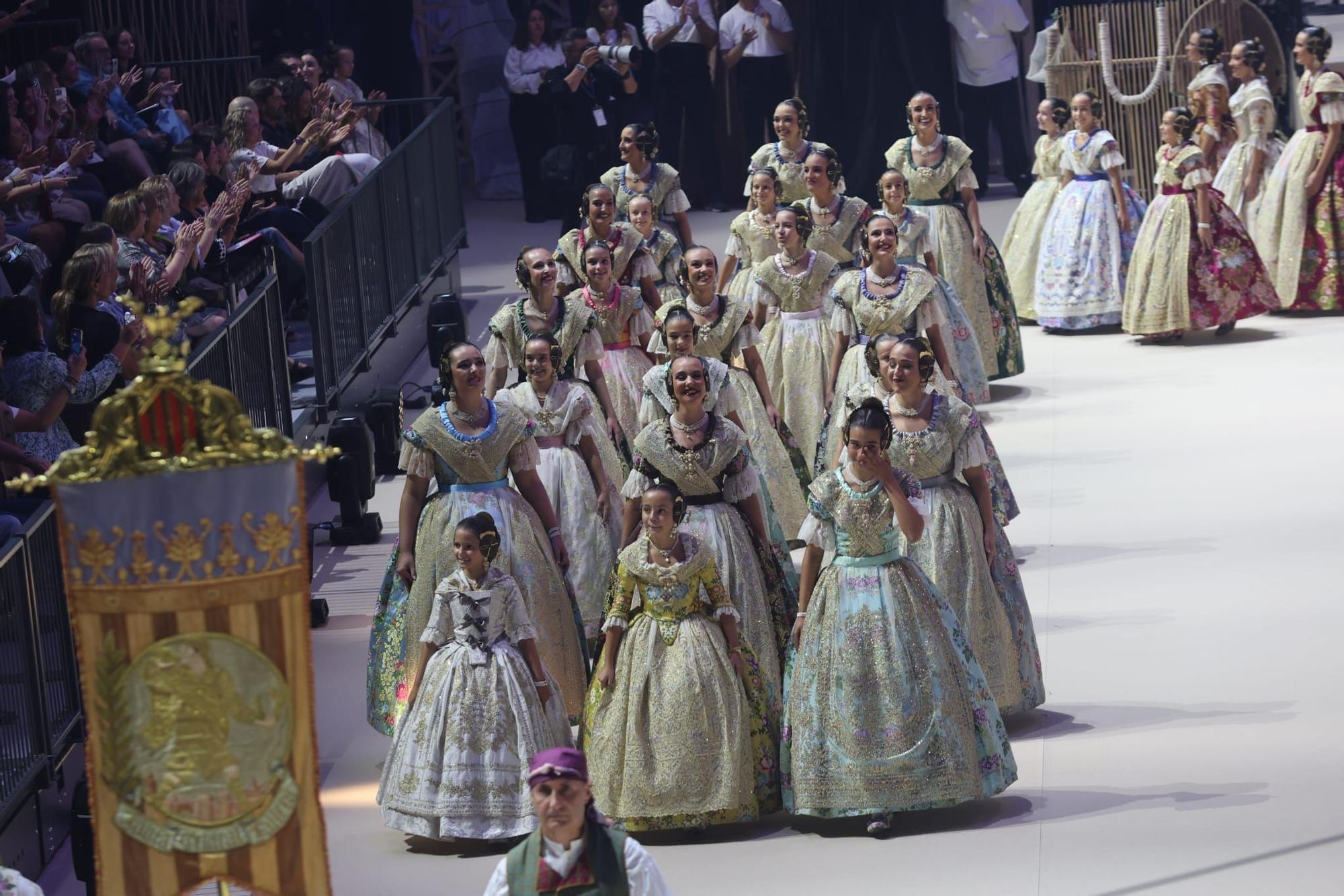 Todas las fotos de la gala de elección de candidatas a fallera mayor de València 2026