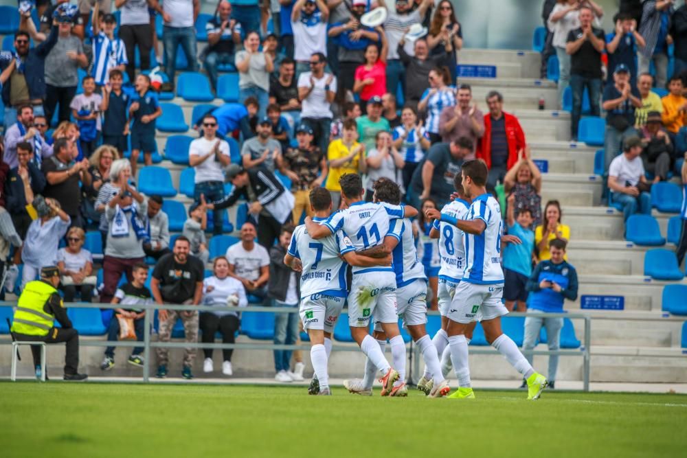 El Atlético Baleares vence al Oviedo (3-1)