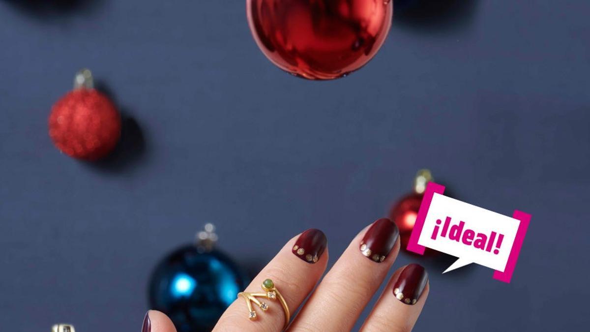 Manicura en tonos oscuros con la colección “El Cacanueces y los Cuatro Reinos” de OPI