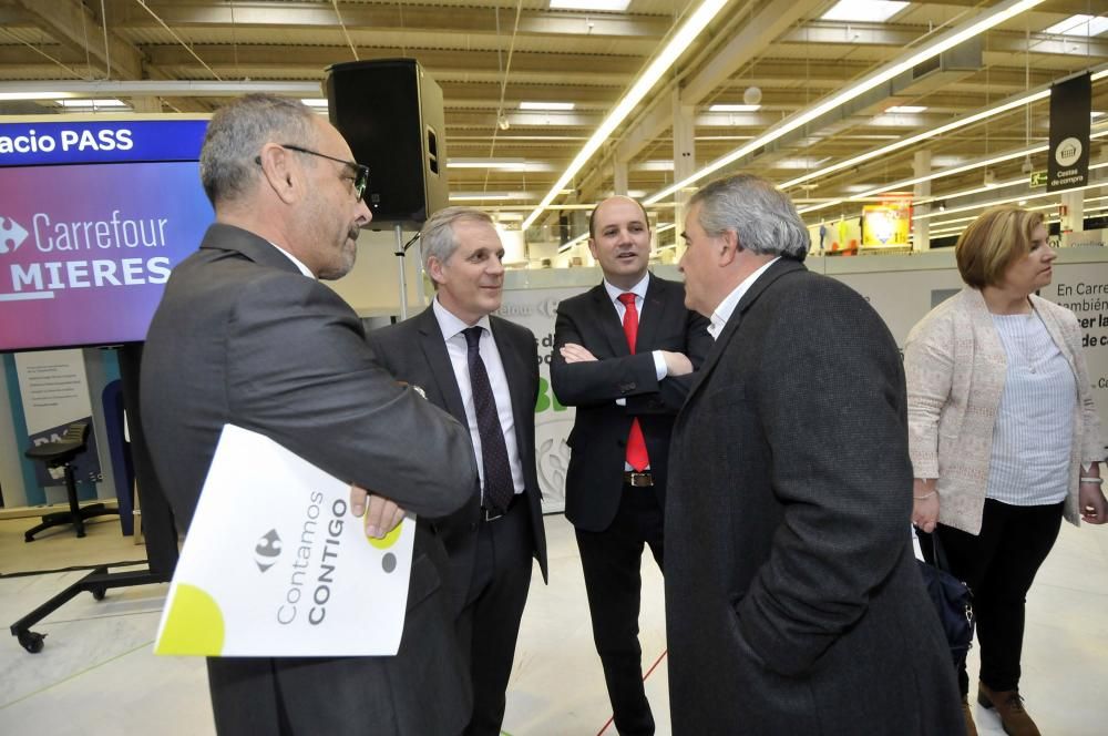 Inauguración del Carrefour de Mieres