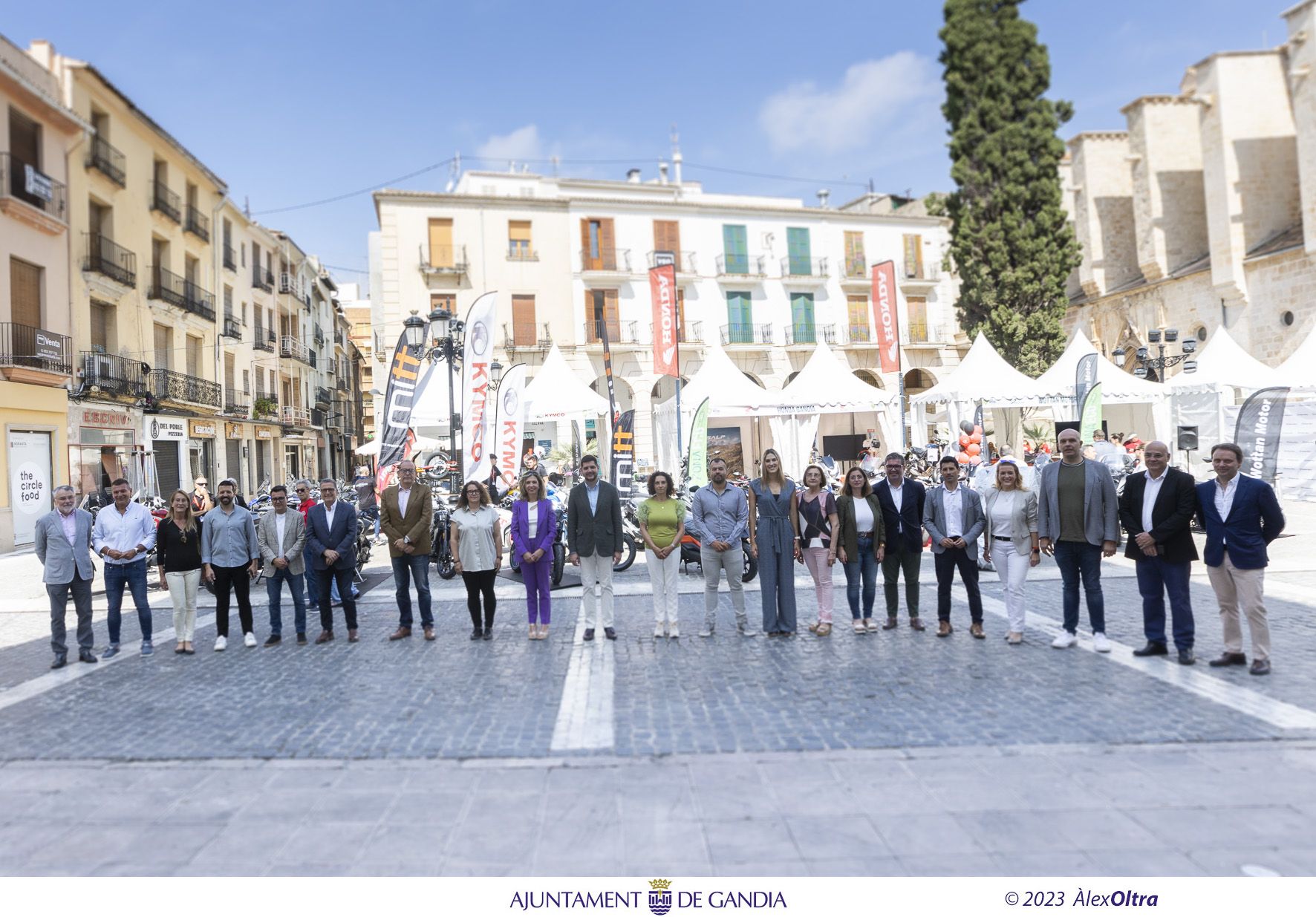 Primer día de la Fira del Motor de Gandia