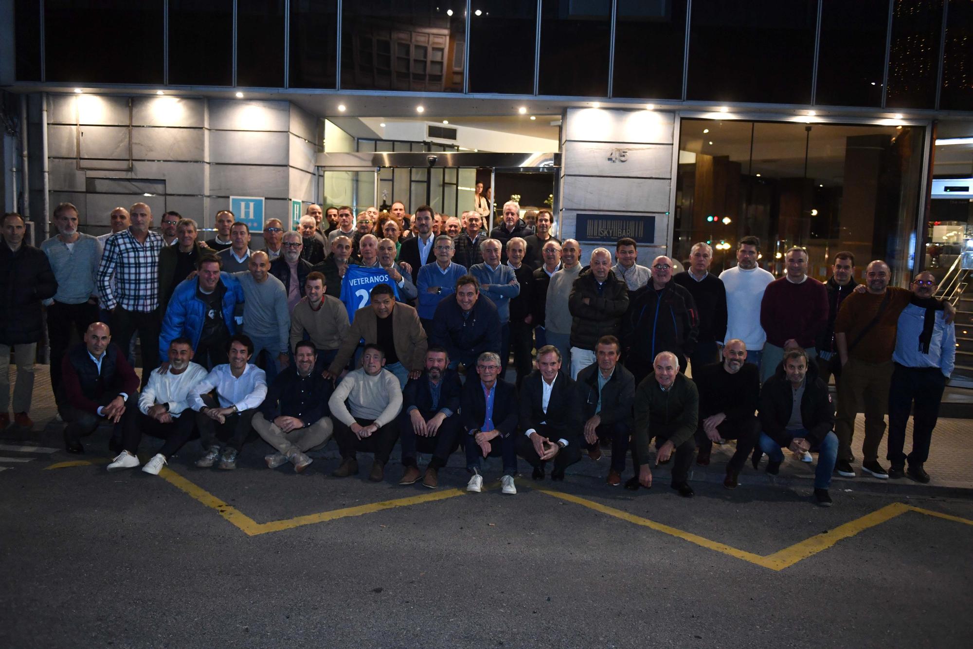 Los veteranos del Deportivo se reúnen para una cena