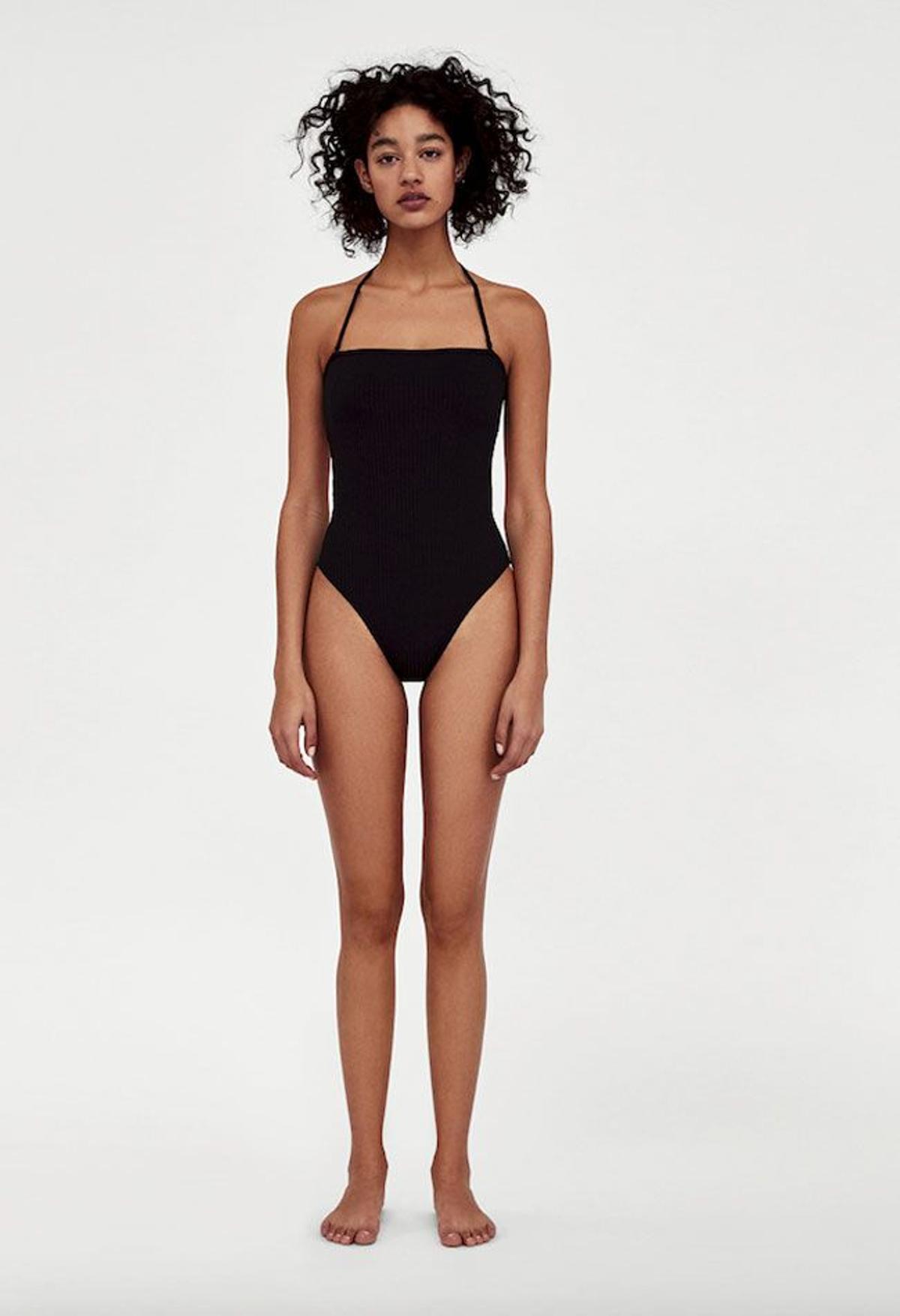 Colección Beachwear de Zara 2018: bañador negro