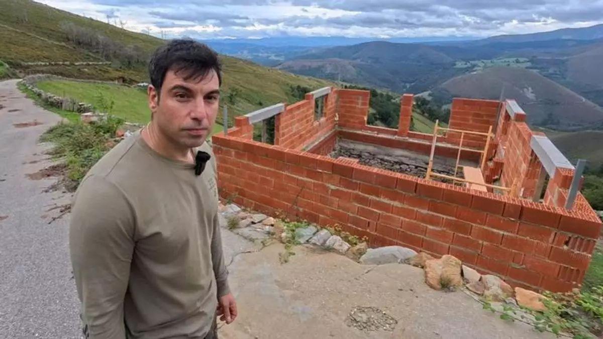 El refugio de Virgilio en las montañas asturianas:  Lo que no sabía es que me iba a llevar tanto trabajo. Llevo seis años metido 