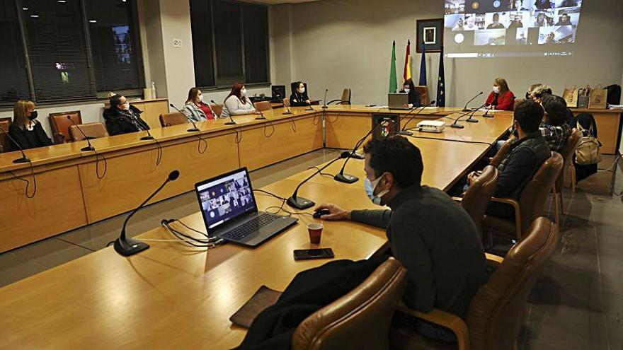 Los participantes en el premio Iniciativa Empresarial, ayer. | Ricardo Solís