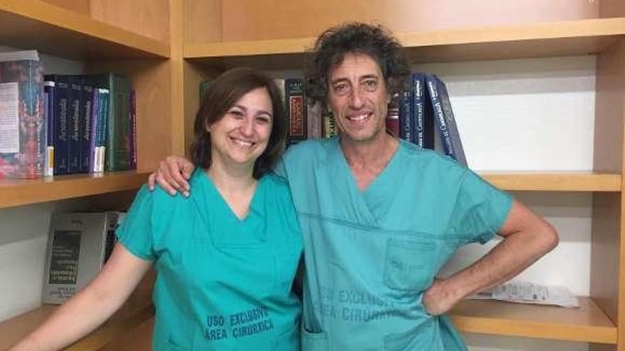 Los doctores María Vieito y Alfonso Carregal. // FdV