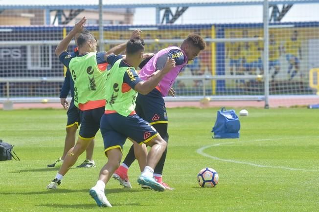 Entrenamiento de la Unión Deportiva Las Palmas ...