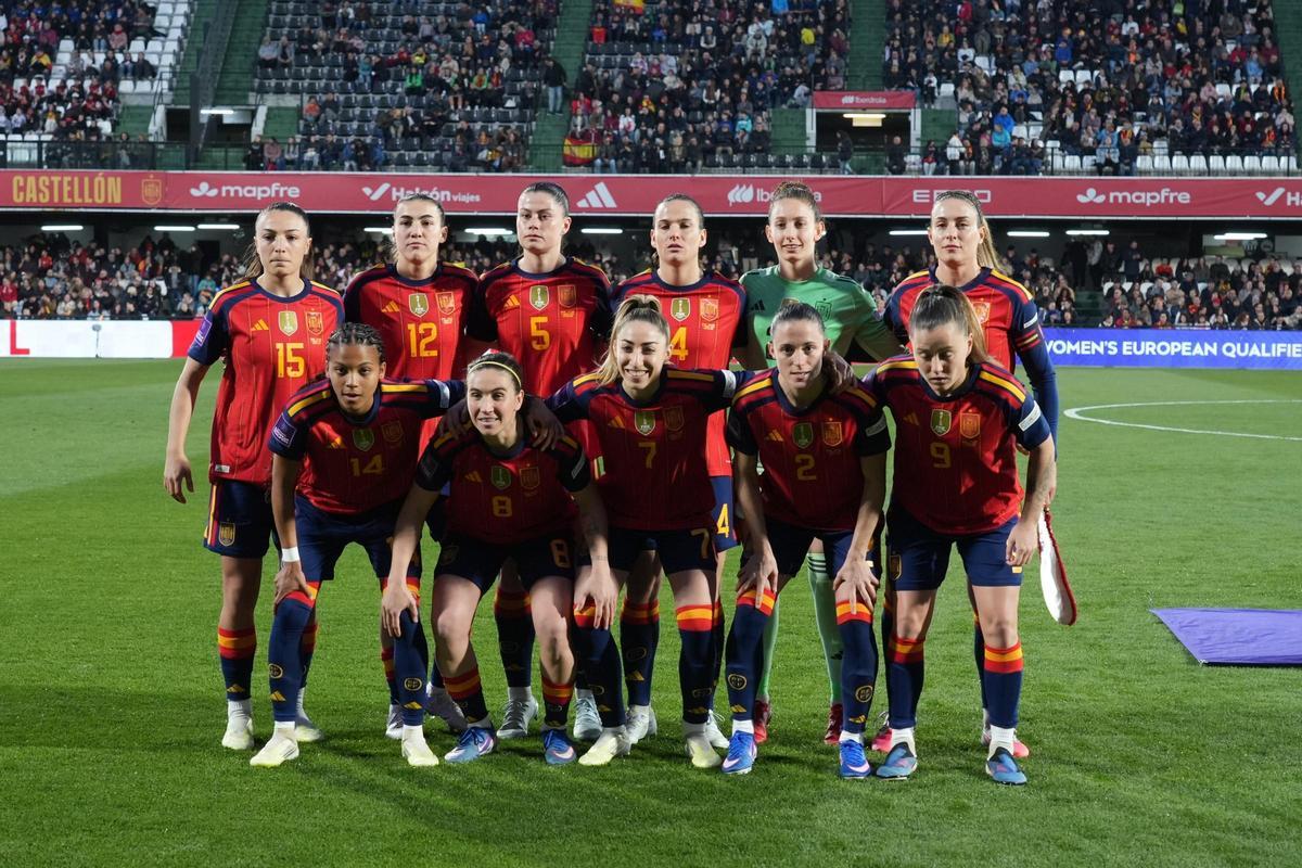 El once inicial de España.