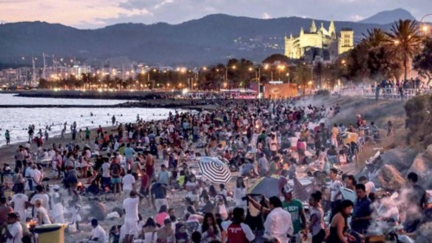 "Nit de Sant Joan": Feuerläufe und volle Strände