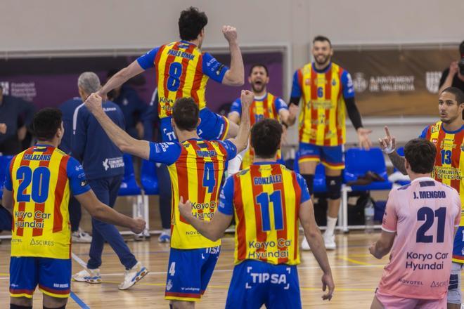 El Léleman Conqueridor hace historia y se mete en octavos de la CEV Challenge Cup