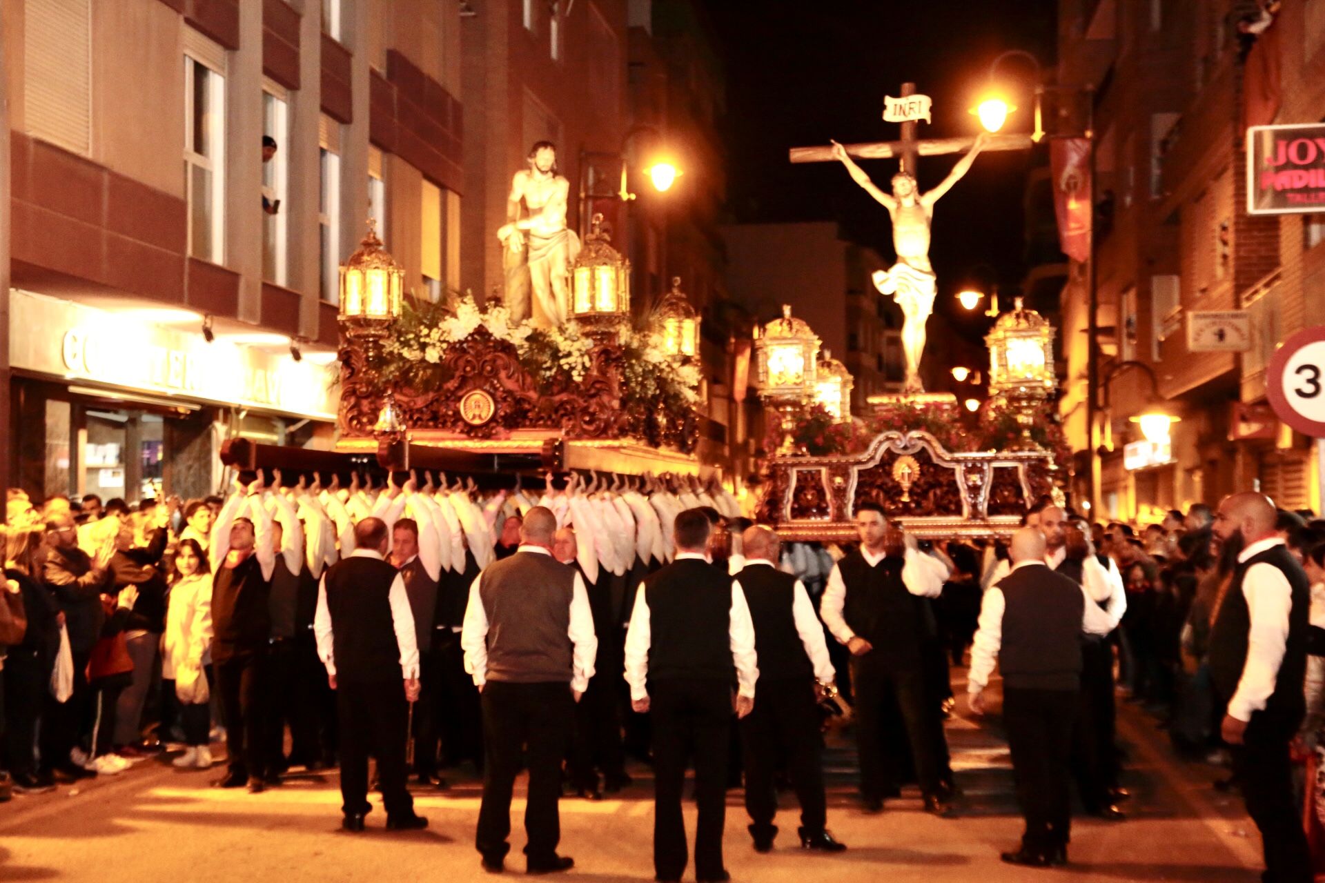 Imágenes del encuentro de las tres imágenes de la Archicofradía del Cristo de la Sangre de Lorca