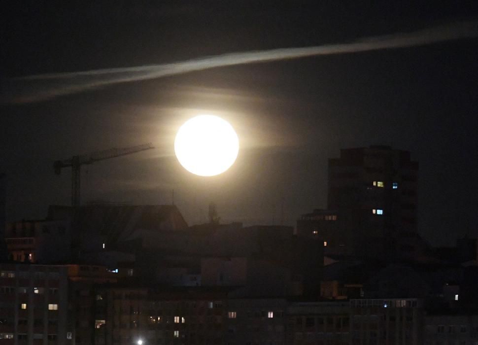 Superluna en A Coruña: La más grande desde 1948