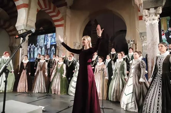 El coro nacional Madrigal-Marin Constantin, en imágenes