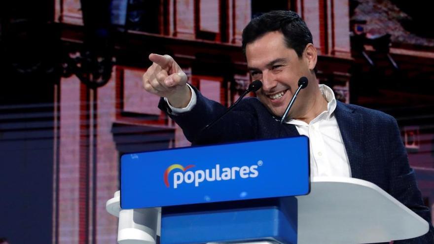 El nuevo presidente andaluz se dio un baño de multitudes en la Convención del PP.