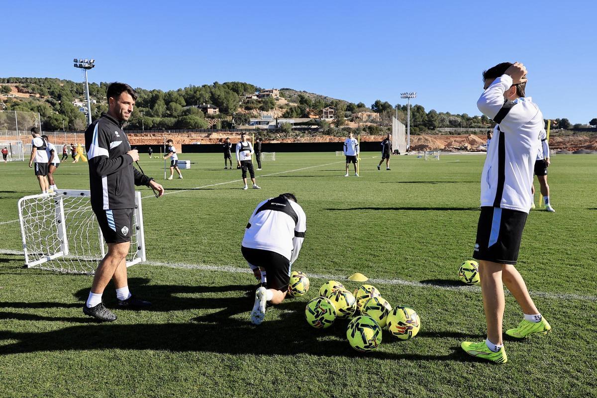 Así ha sido el penúltimo entrenamiento del Castellón antes de visitar al Valladolid