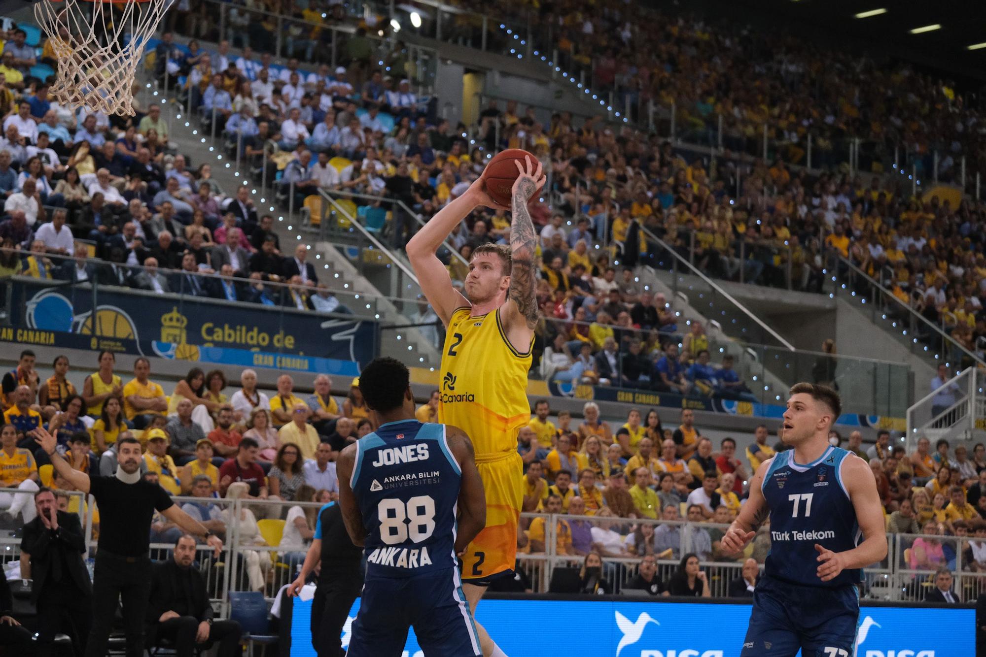 FINAL EUROCUP: CB Gran Canaria 71 -  67 Turk Telecom