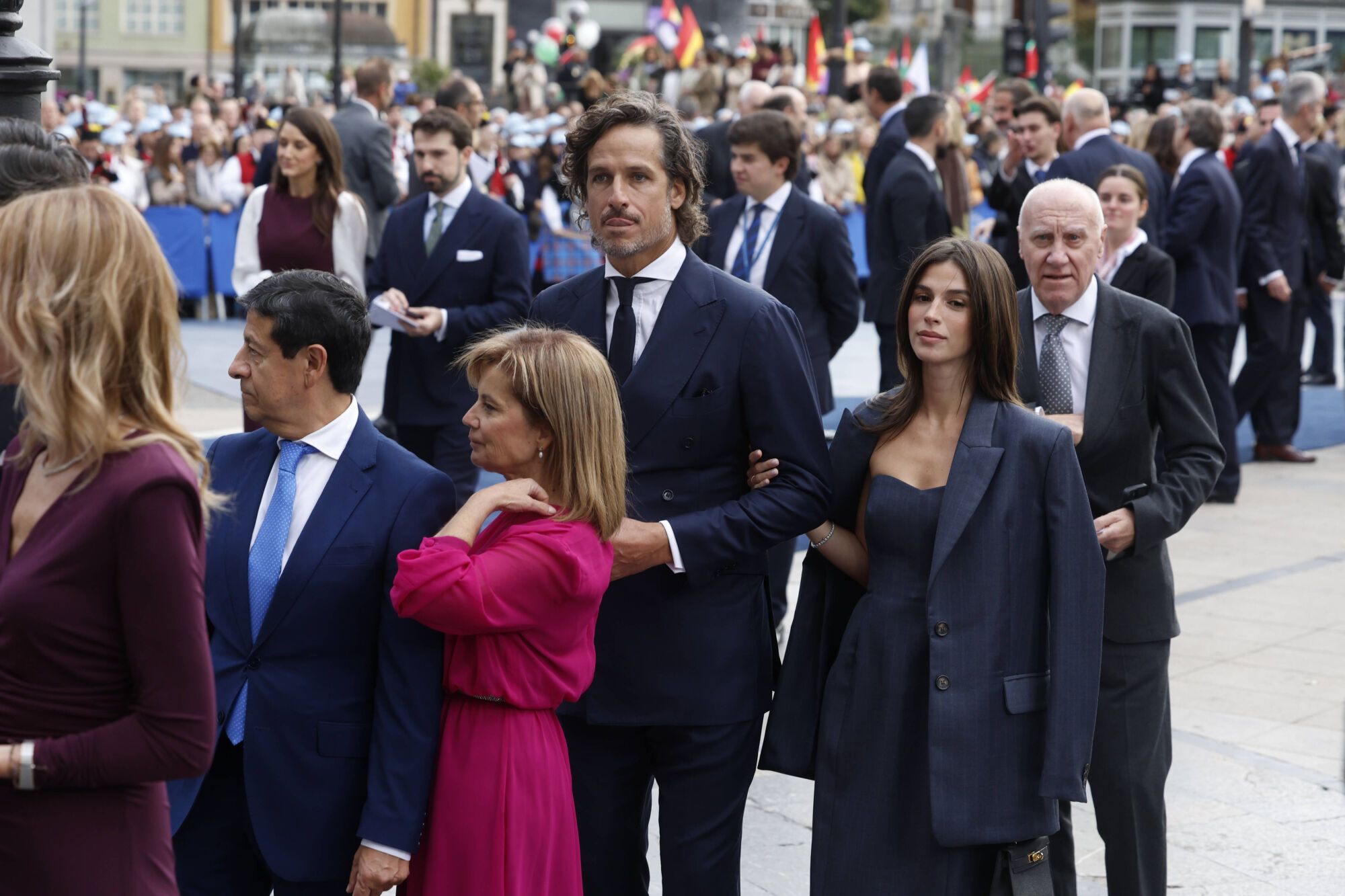  Así fue la llegada de los invitados a los premios "Princesa de Asturias" y su paso por la alfombra azul