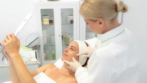 Innoaesthetics  acaba de lanzar el primer exosoma sintético de Europa con fines estéticos, bajo el nombre INNO-EXOMA® EXO-SKIN.