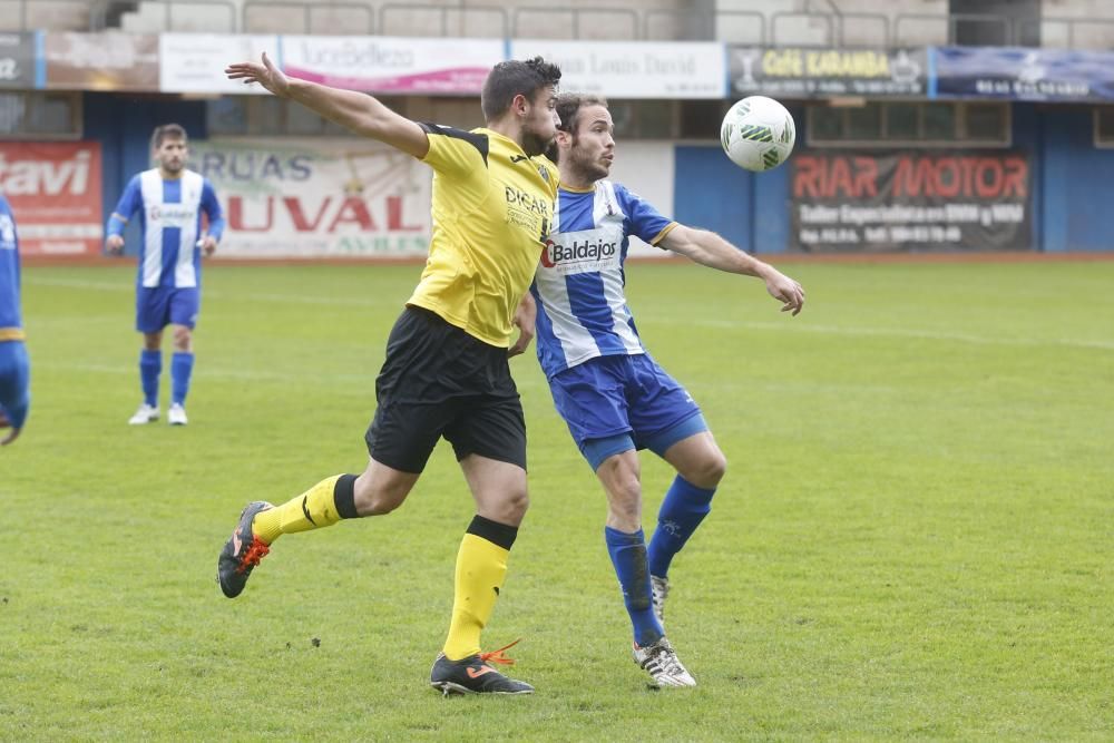 El partido entre el Avilés y el Llanera, en imágenes