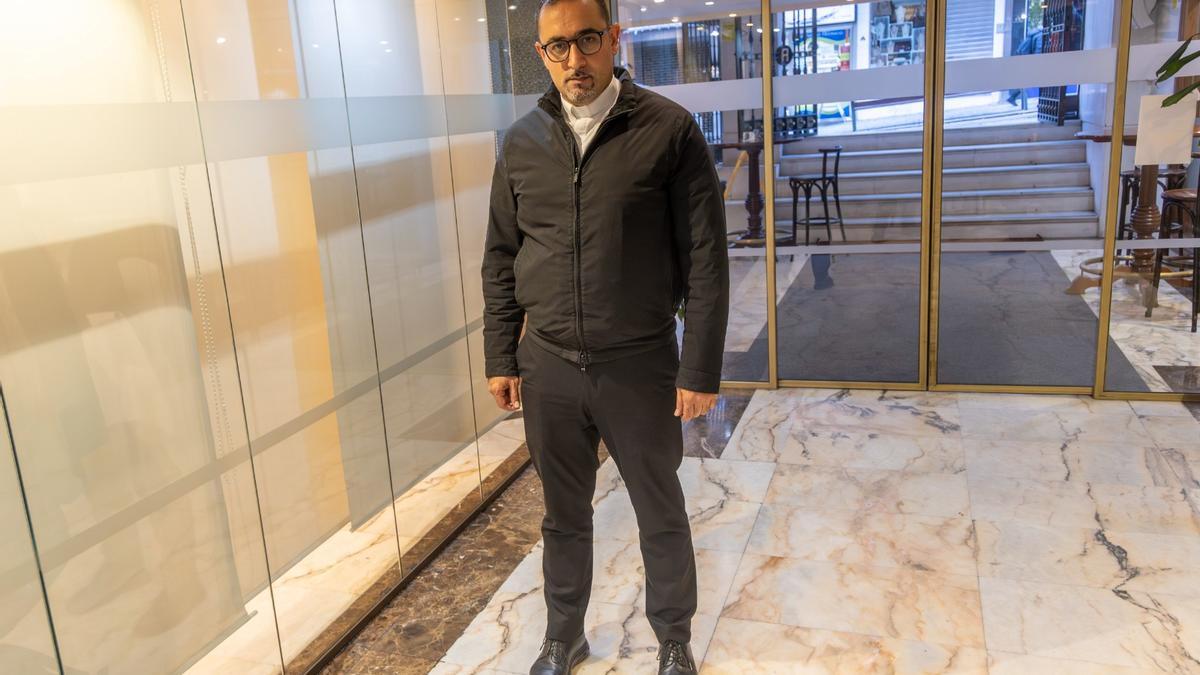 Bashar Fawadleh, sacerdote palestino y párroco de Taybeh